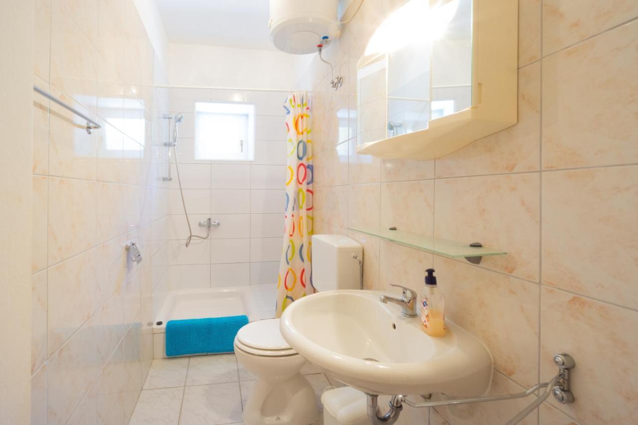 Apartment Coral Metajna Bagian luar foto