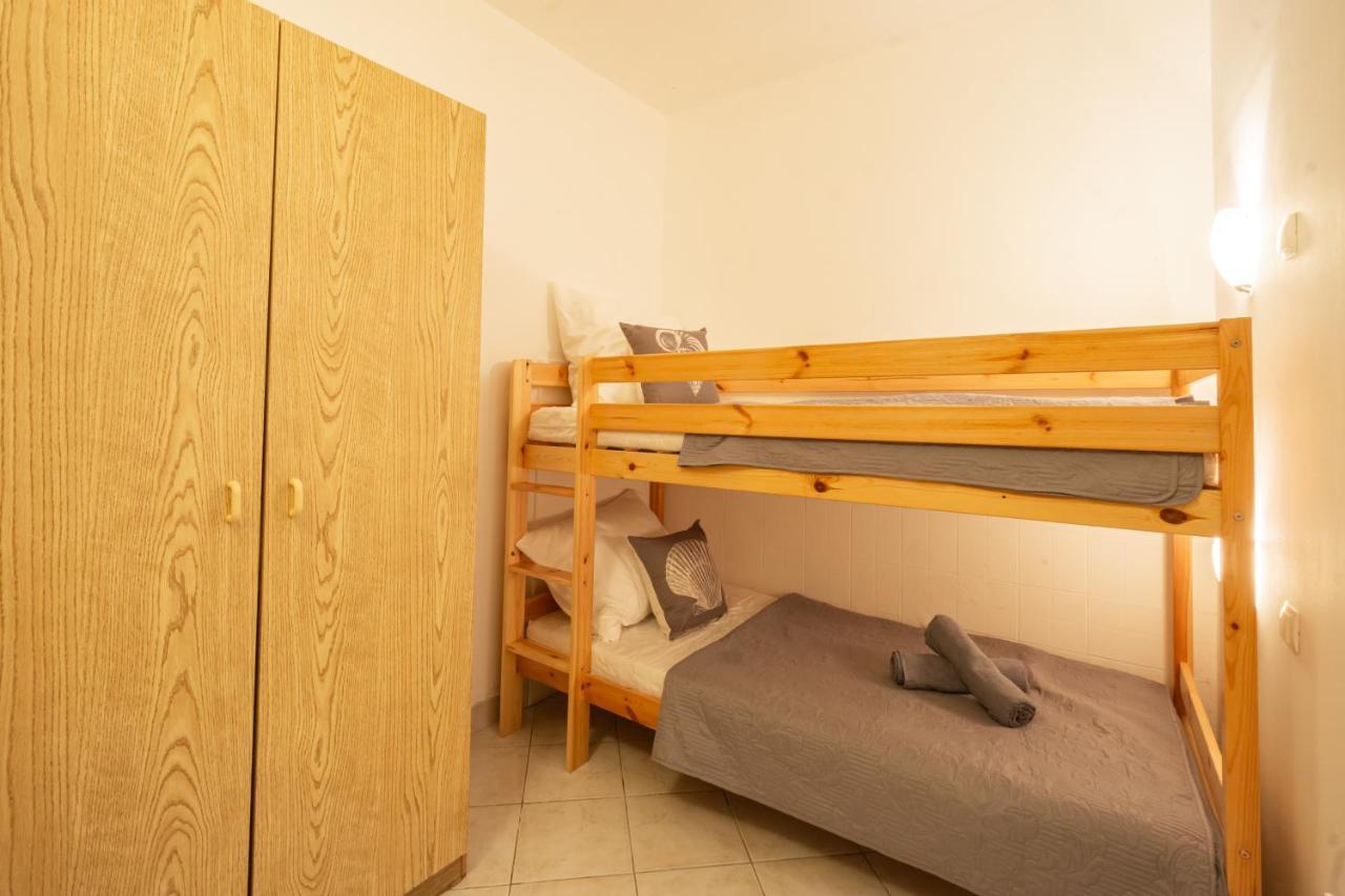 Apartment Coral Metajna Bagian luar foto
